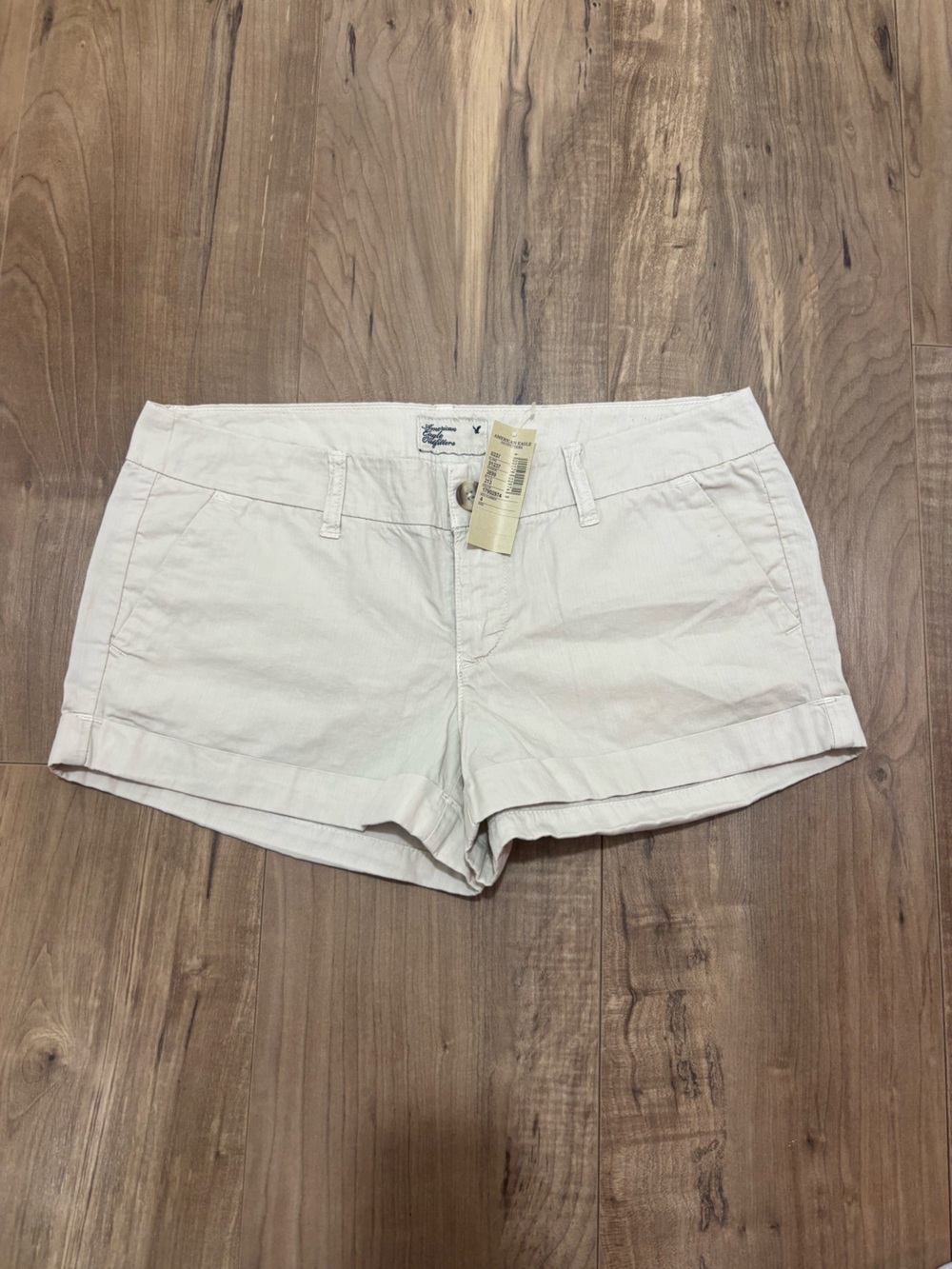 American Eagle Outfitters Women's Cream Casual Jean Shorts